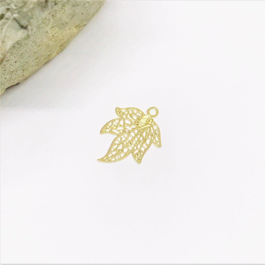 HOJA | BAÑO DE ORO 18K | 16MM (C7-67)